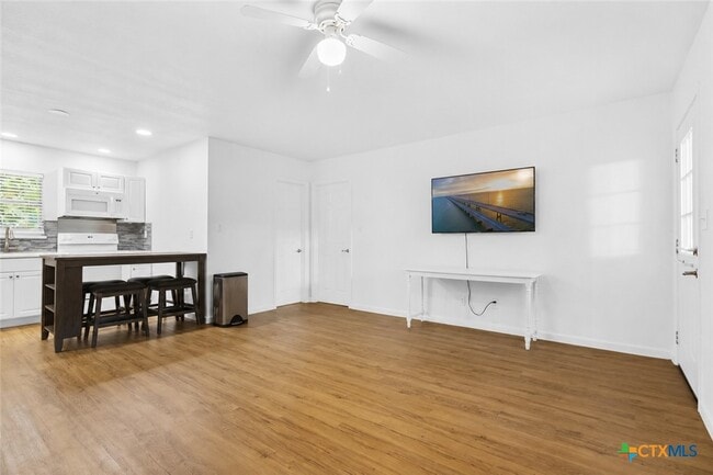Photo - 761 Whippoorwill Dr