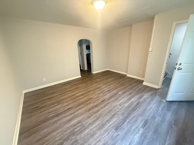 Photo - 2943 Liberty Pkwy Unidad A