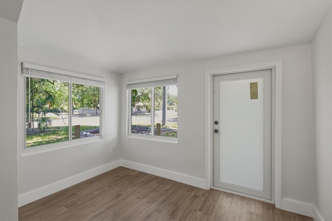 Photo - 12980 NE 10th Ave