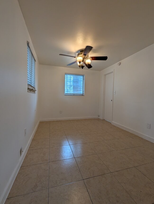 Photo - 1705 E Kirby St Unit A