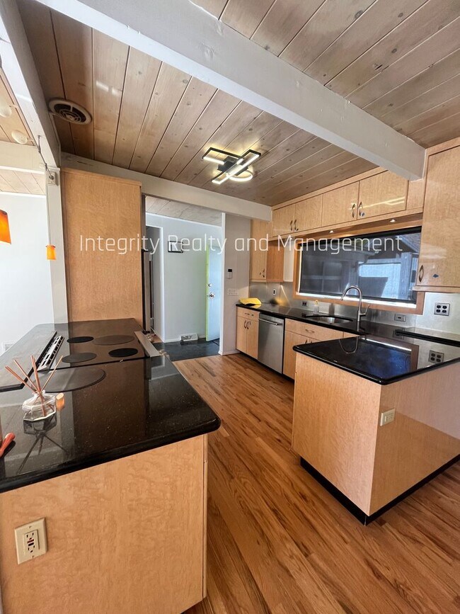 1845 S Jersey Way House House Rental in Denver, CO