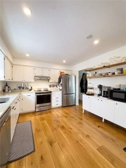 Photo - 14 Pocahontas Dr