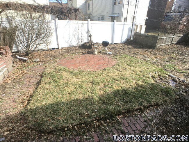 Photo - 6 7th St