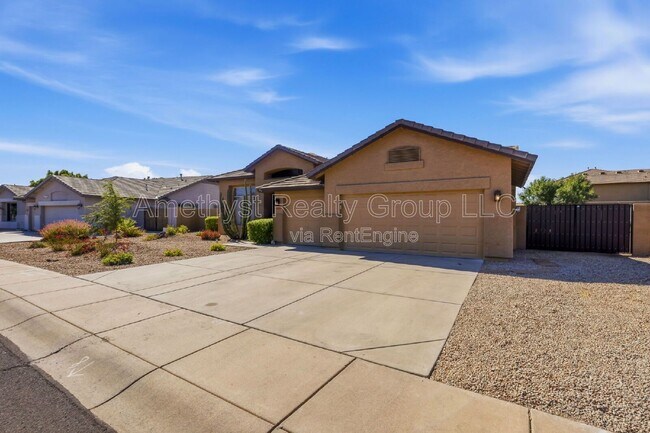 Photo - 7017 W Greenbriar Dr
