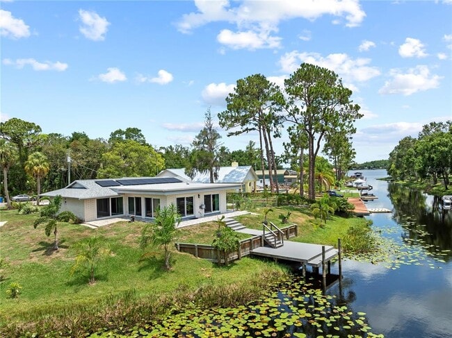 Photo - 17511 Canal Shores Dr House