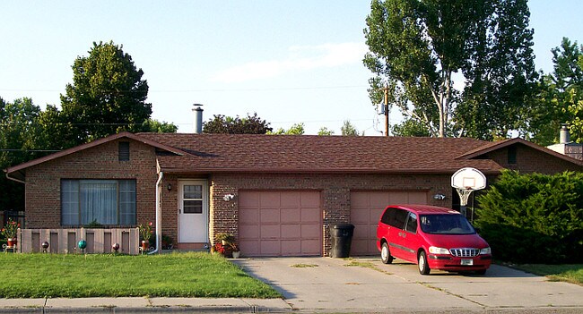 Photo - B.R. Fishburn Apartments