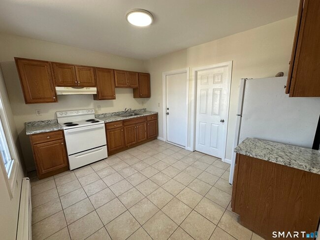 Building Photo - 42 Jefferson Ave