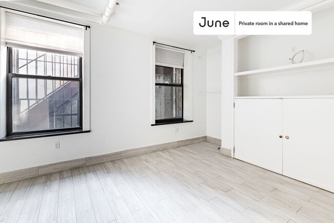 Photo - Room in Shared 4 bed/2 bath home Unit D