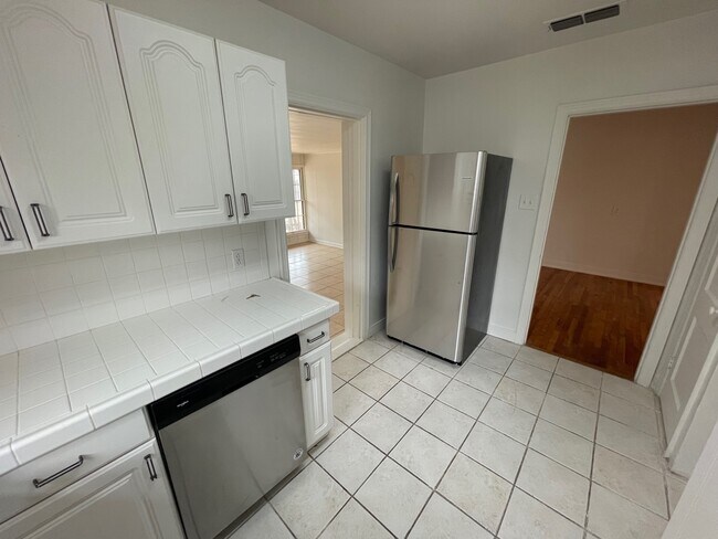 Photo - 2510 31st St