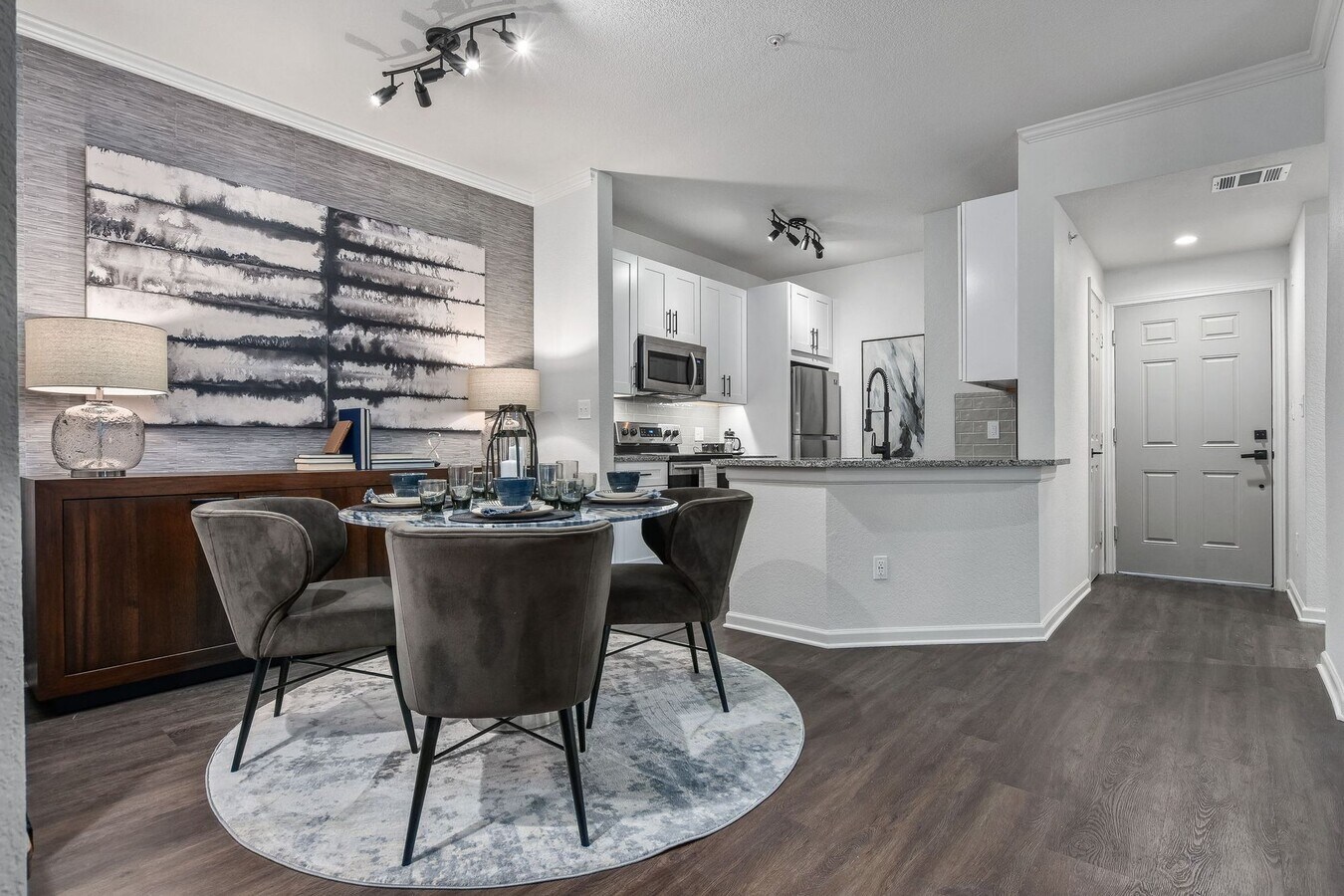Lansbrook At Twin Creeks Apartments For Rent In Allen