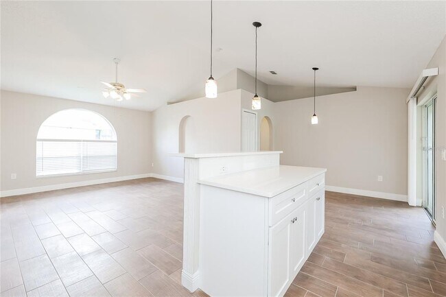 Photo - 817 Albi Ct
