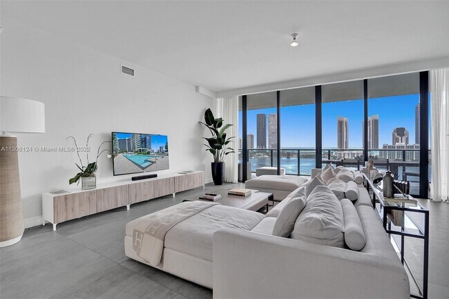 Photo - 5000 Island Estates Dr Unidad 1006