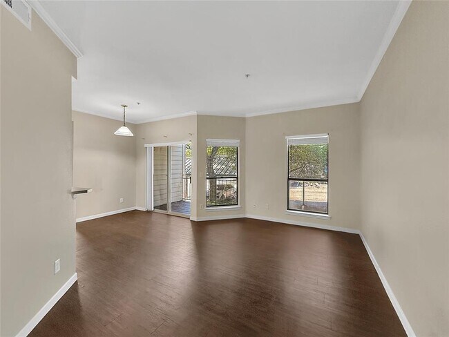 6000 Shepherd Mountain Cove Unidad 1020