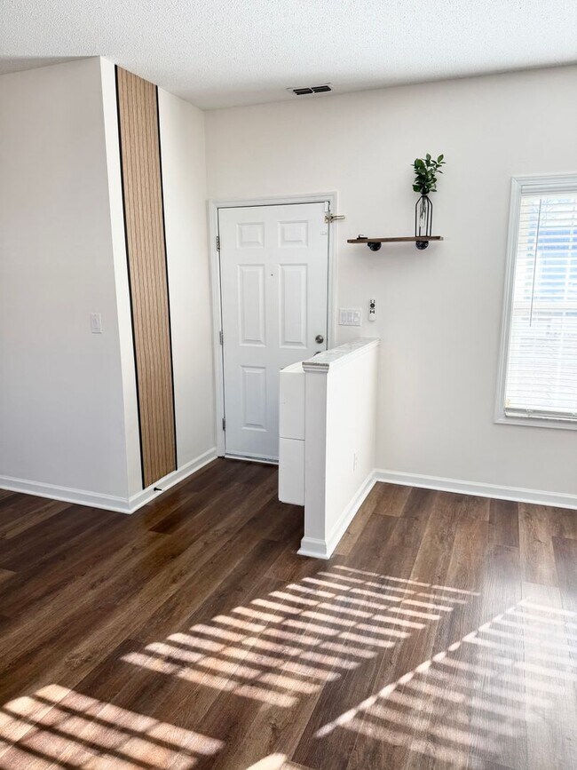 Photo - 3840 Goforth Dr