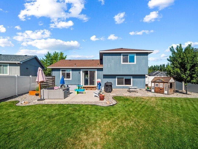 Photo - Furnished 3-Bedroom Home in Spokane Valley – Comfortable & Move-In Ready