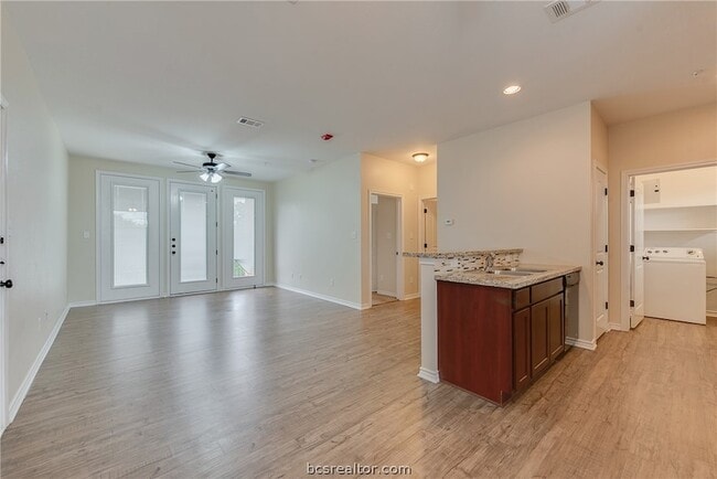 Photo - 1915 Dartmouth St Unidad 3037