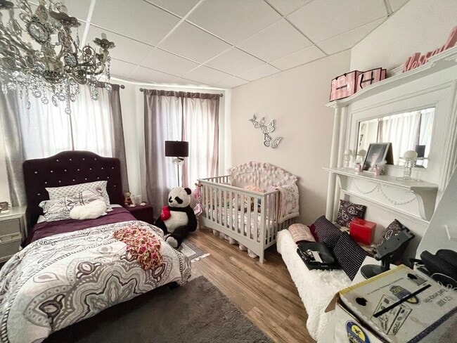 Photo - 26-28 Harbor View St Unit 1