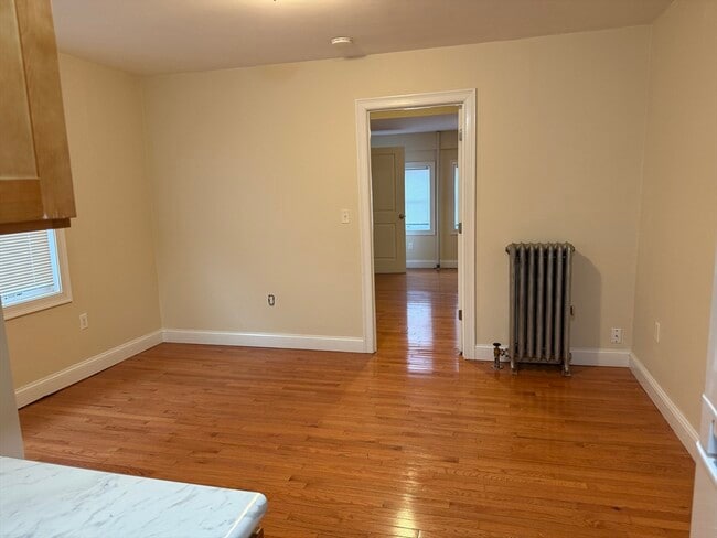 Photo - 483 Newport Ave Unit 1