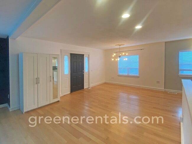 Photo - 1222 9th Ave SE