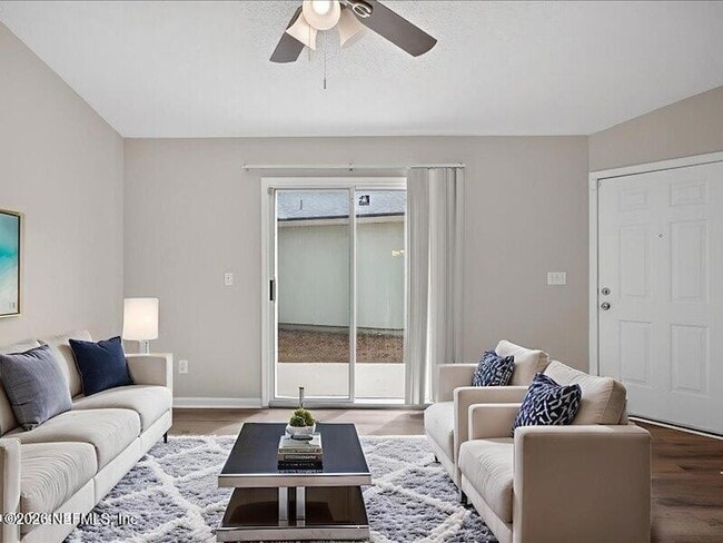 Photo - 1460 Ellis Trace Dr W