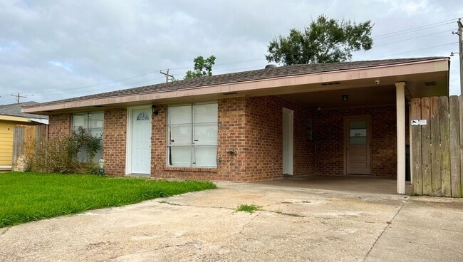 Photo - Generous 4 bedroom 2 bath home