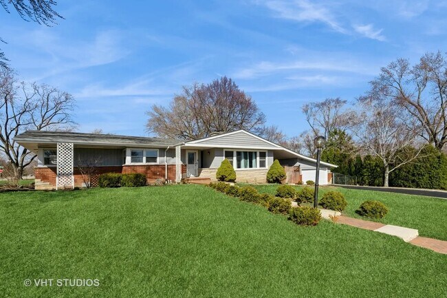 Photo - 942 Raleigh Rd