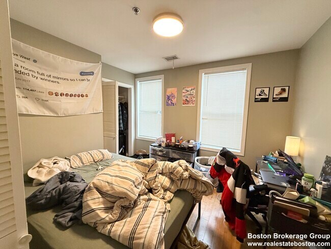 Photo - 110 Chester St Unit 1