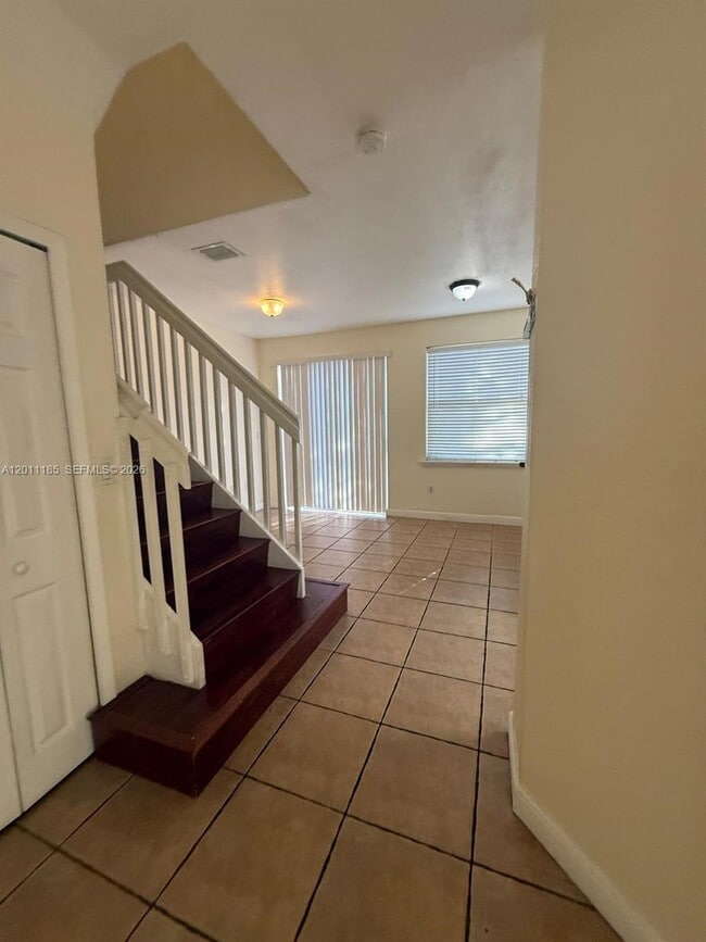 Photo - 5470 NW 107th Ave Unit 807