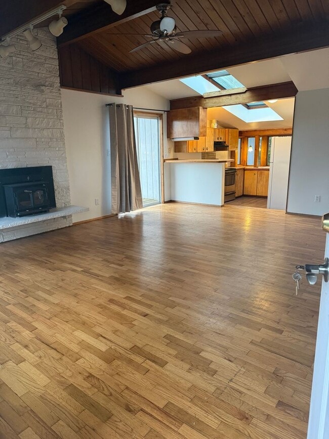 Photo - 3717 Lincoln Way