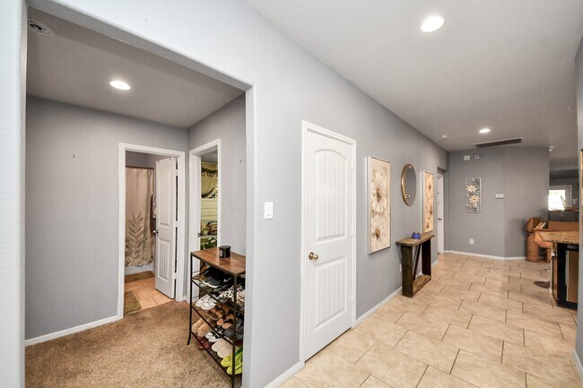 Photo - 3030 Dripping Springs Ct