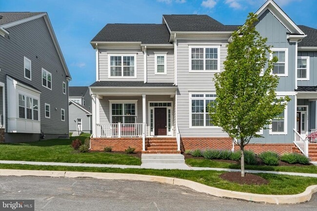 Photo - 155 Lotus Ln