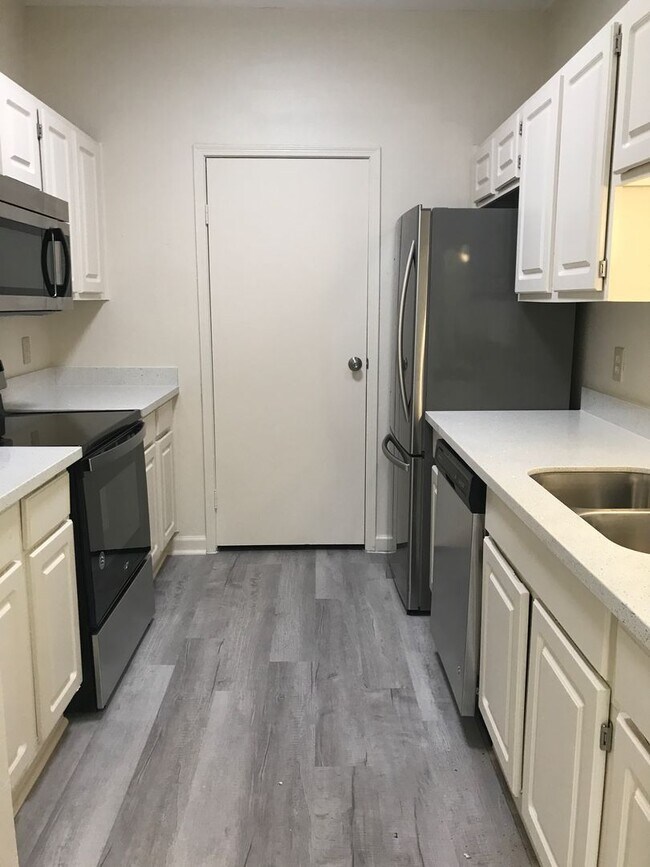 Photo - Great Location 2/2 BACKS TO NORTHEN WALNUT CREEK TRAIL Unit 267