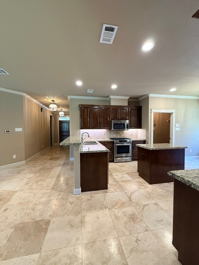 4306 Rock Bend Dr