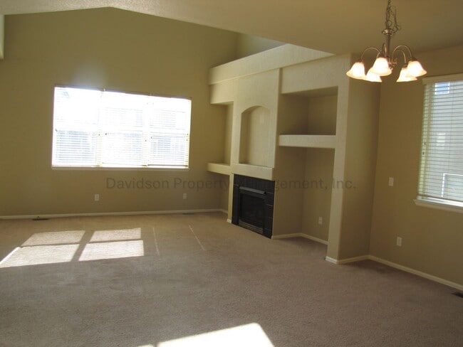 Photo - Spacious 3 Bedroom House in Southeast Colorado Springs