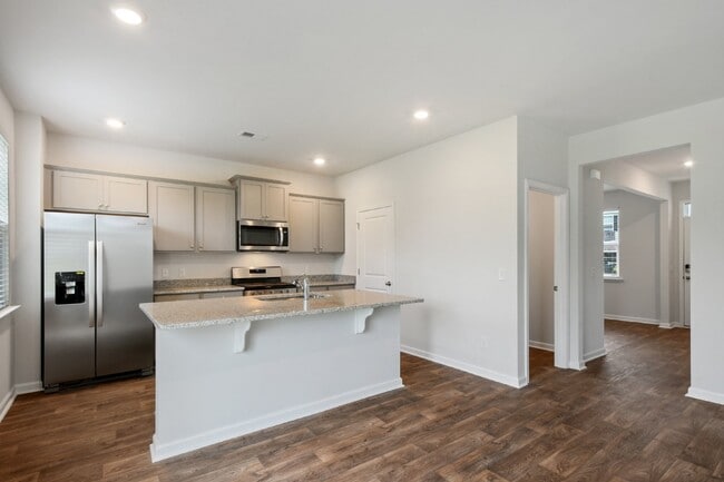 Photo - Charming 4 Bed Rental Home Located in Cypr...