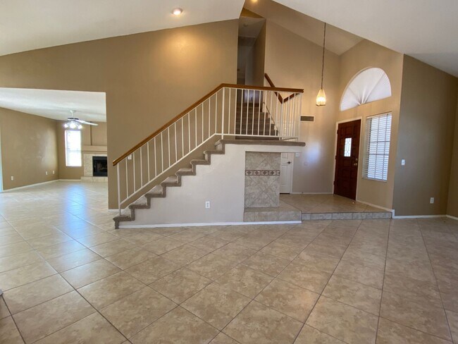 Photo - 3 Bedroom 2.5 Bathroom with a Pool in Gard...