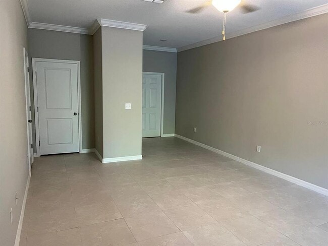 Photo - 1498 Cassius St