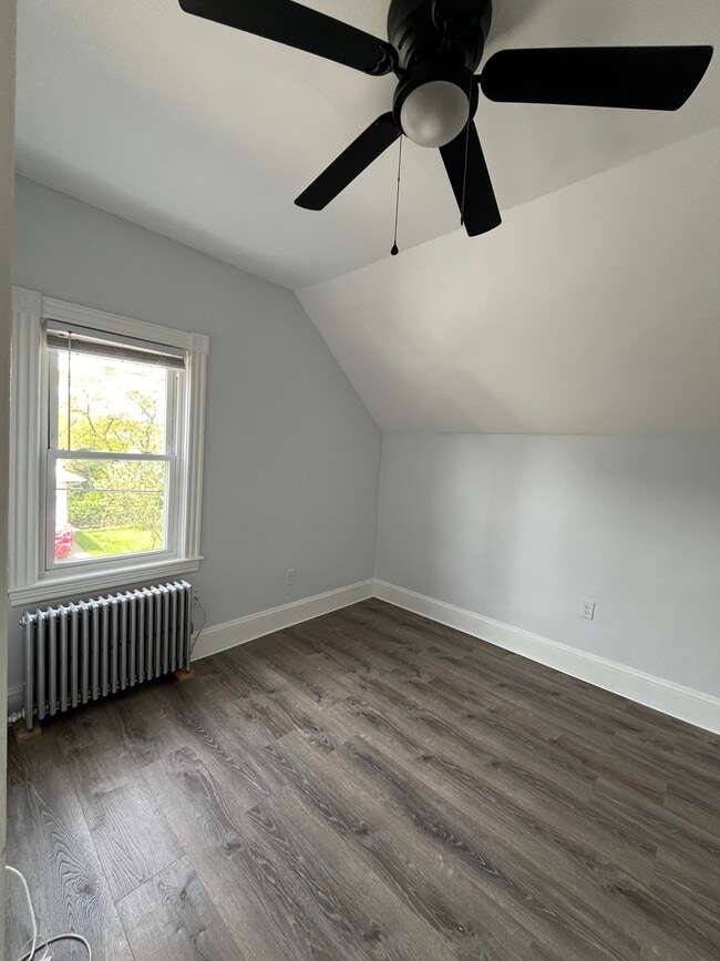 Photo - 124 Blade St Unit 124 Blade Street 2nd Floor