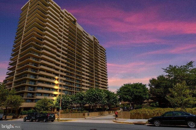 Photo - 400 Madison St Apartment Unit 1610