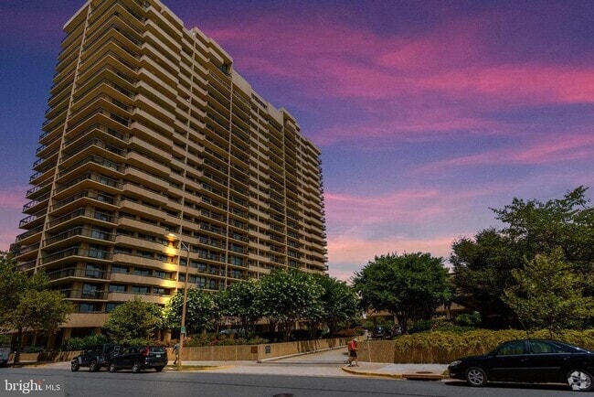 Building Photo - 400 Madison St Unit 1610 Rental