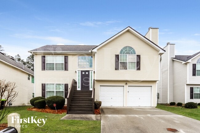 Building Photo - 2631 S Hills