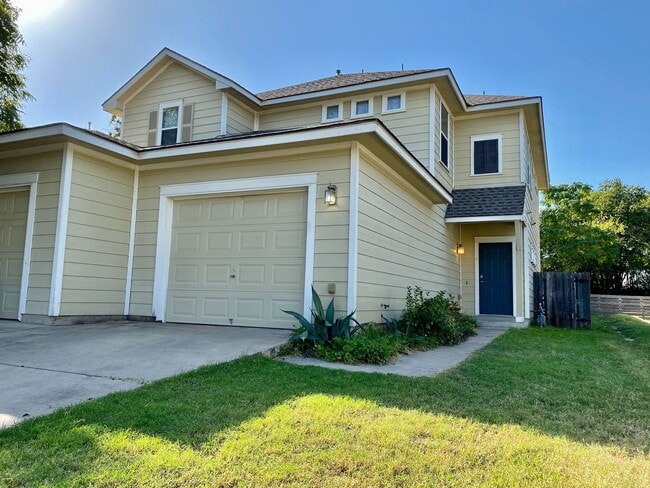 Building Photo - 7504 Bennett Ave