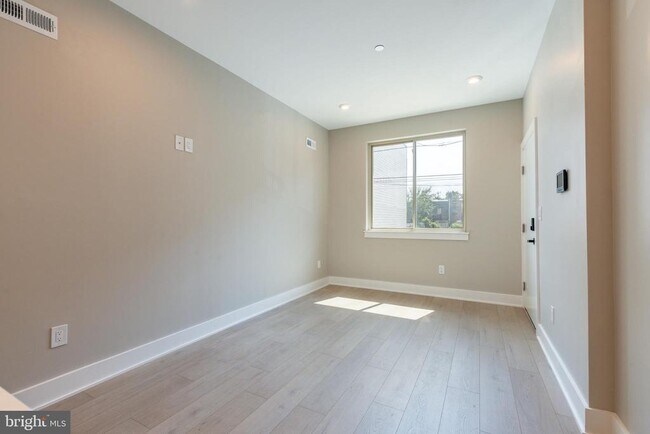 Photo - 2048 N 3rd St Unit 1