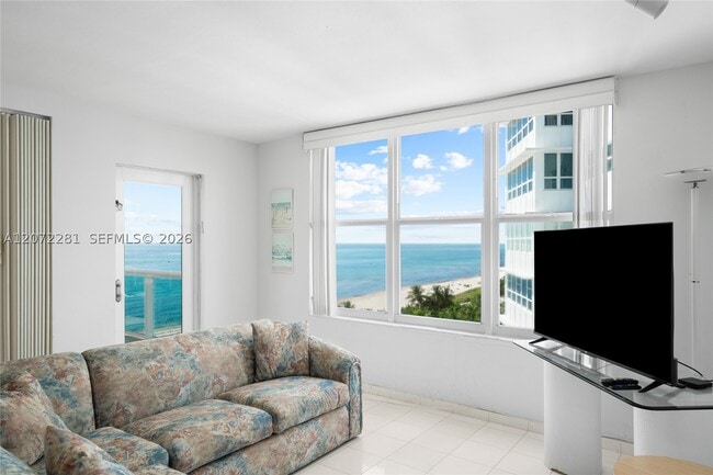 Photo - 5001 Collins Ave Unit 10G