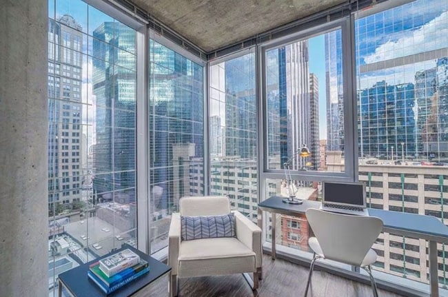 Photo - 200 W Washington St