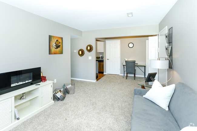 1 BR, 1 BA - Morgan Renovated - 600 SF