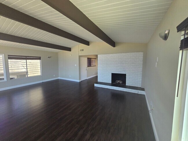 Photo - Ocean2512 Unit A