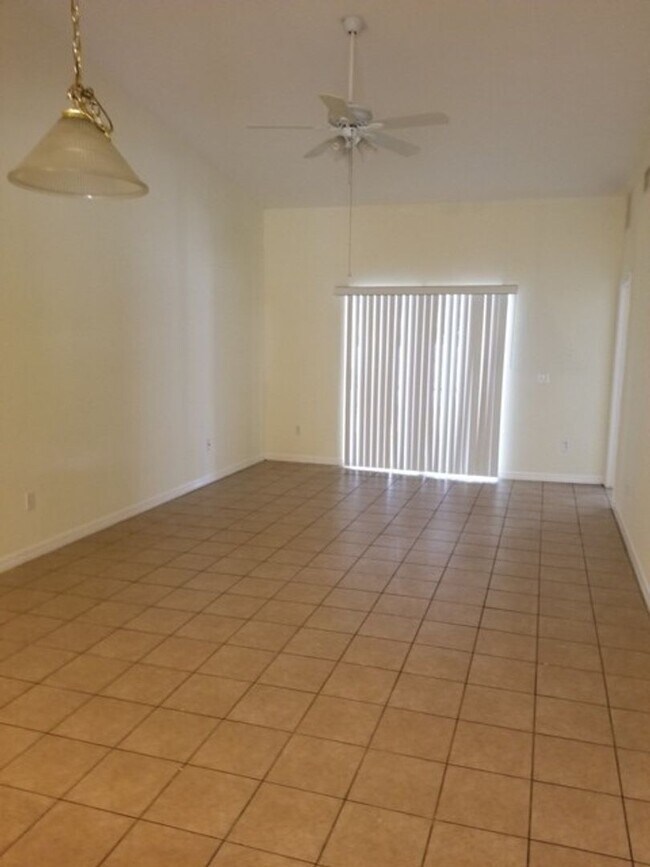 Photo - 525-529 Glendale Avenue Unit 529 Glendale Avenue