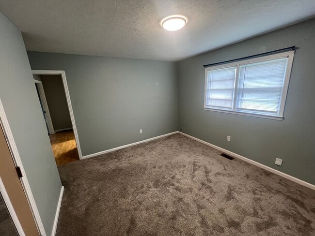 Photo - Brick Ranch located in Shelbyville