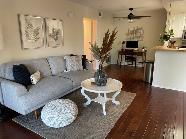 Building Photo - 1091 Shadowridge Dr Unit 113 Rental